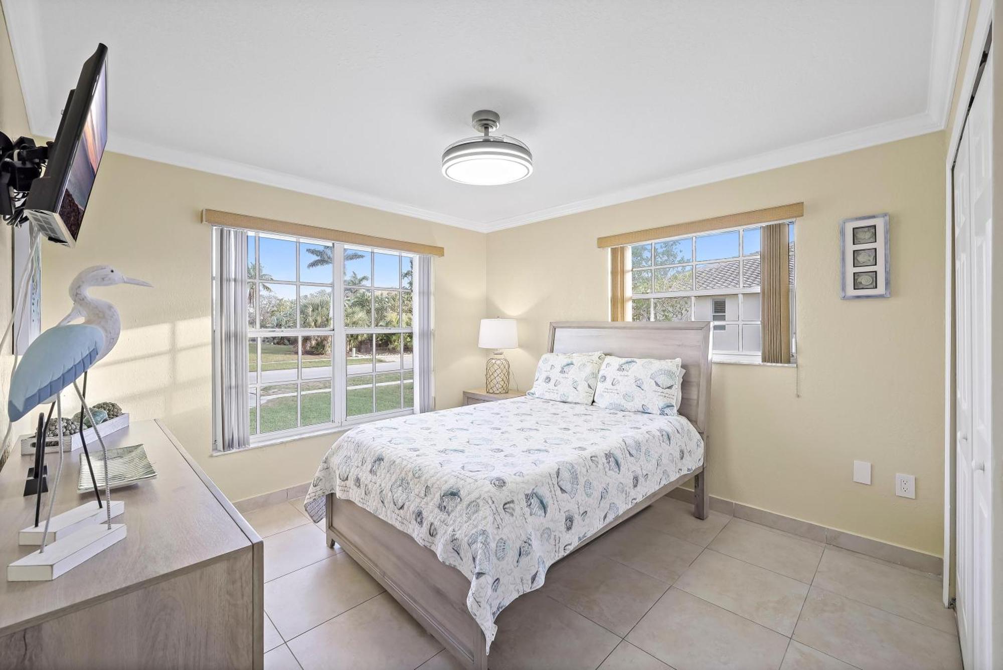 580 Blackmore Court มาร์โกไอส์แลนด์ ภายนอก รูปภาพ